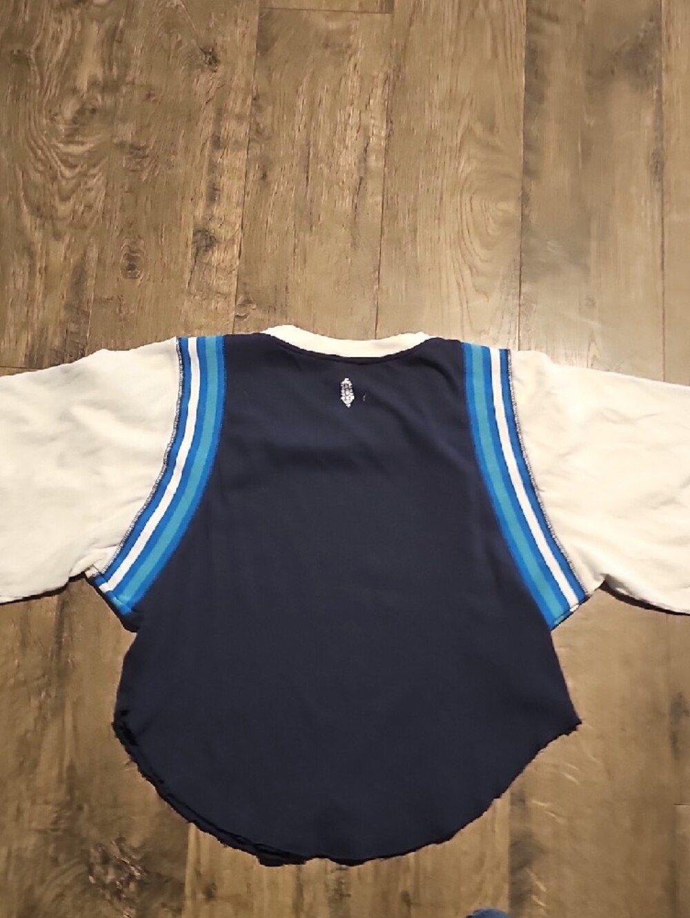 FP Movement by Free People Navy Crop Top White Sleeve Blue Stripes Shirt Medium - Picture 6 of 8